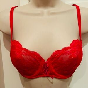 Victoria’s Secret Red Lace Bra